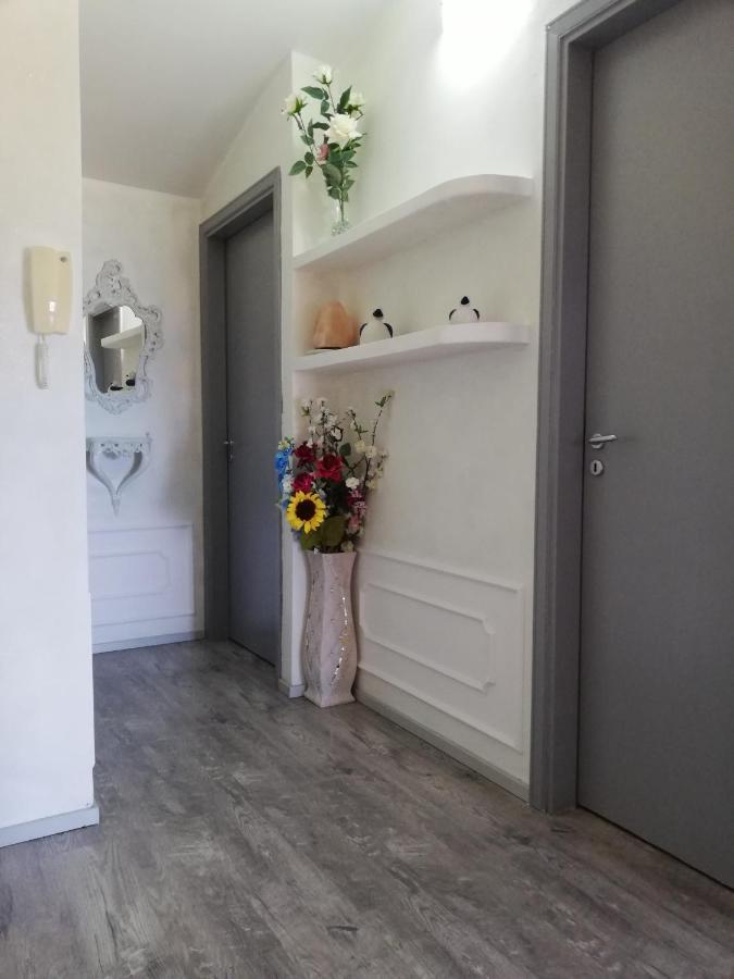 Casa Di Giorgio-Fronte Spiaggia ปิซโซ ภายนอก รูปภาพ